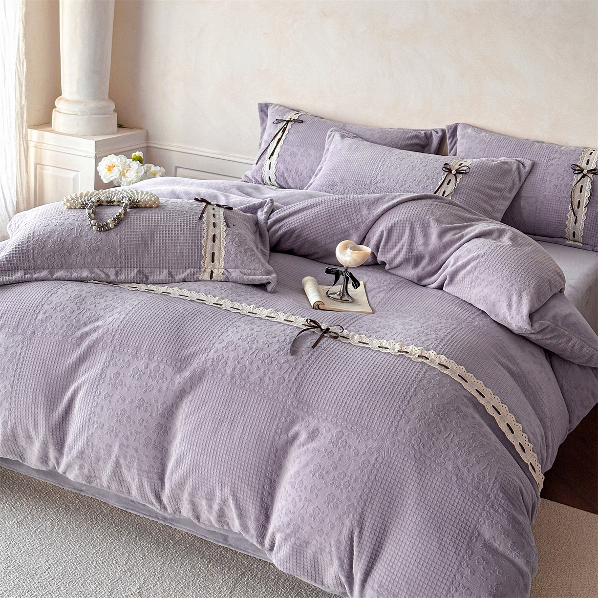 91家纺网 家纺一手货源 找家纺 慕木家纺 2025新款高端雕花公主风蝴蝶结工艺款四件套绿野仙踪系列（直播热款）提供买家秀 绿野仙踪-烟紫