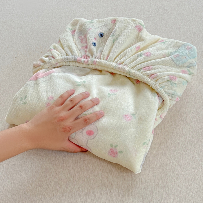 91家纺网 家纺一手货源 找家纺 （总）慕澄家纺 2025新款牛奶绒印花床笠床笠单品