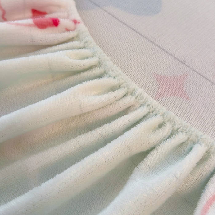 91家纺网 家纺一手货源 找家纺 慕澄家纺 2025新款牛奶绒印花床笠床笠单品 床笠-蛋糕猫咪