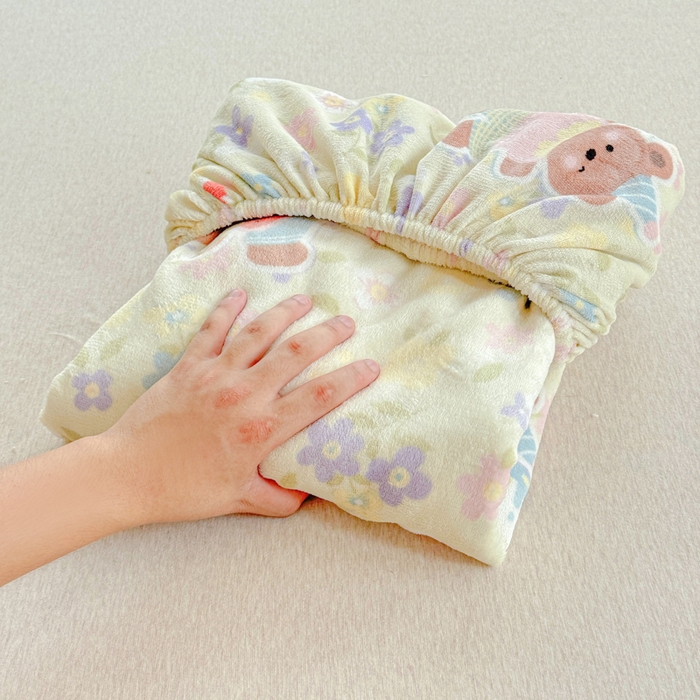 91家纺网 家纺一手货源 找家纺 慕澄家纺 2025新款牛奶绒印花床笠床笠单品 床笠-快乐卡皮