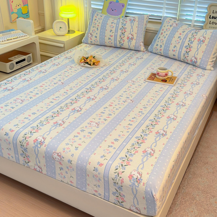 91家纺网 家纺一手货源 找家纺 慕澄家纺 2025新款牛奶绒印花床笠床笠单品 床笠-蓝条凯蒂