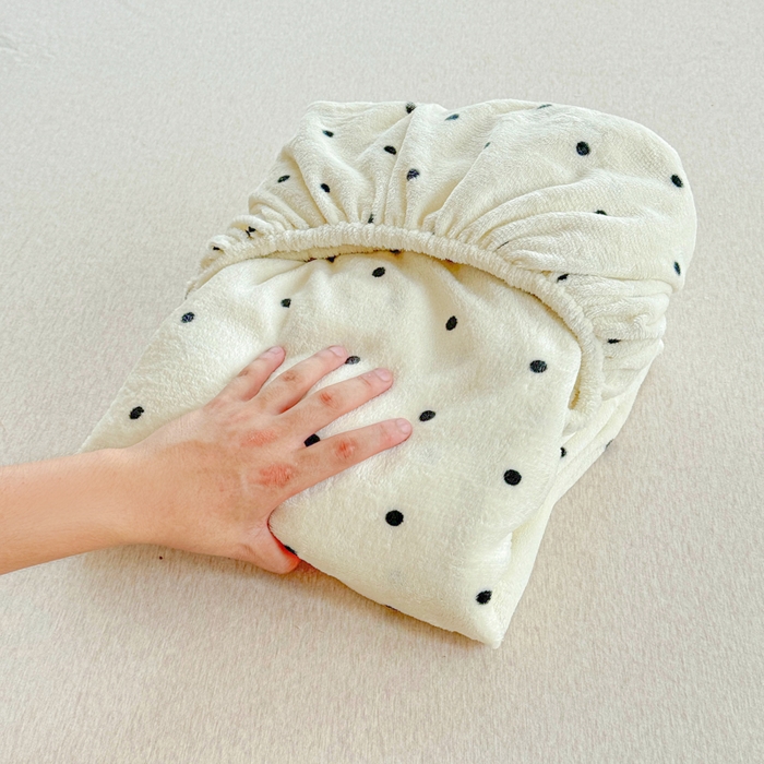 91家纺网 家纺一手货源 找家纺 慕澄家纺 2025新款牛奶绒印花床笠床笠单品 床笠-浪漫波点