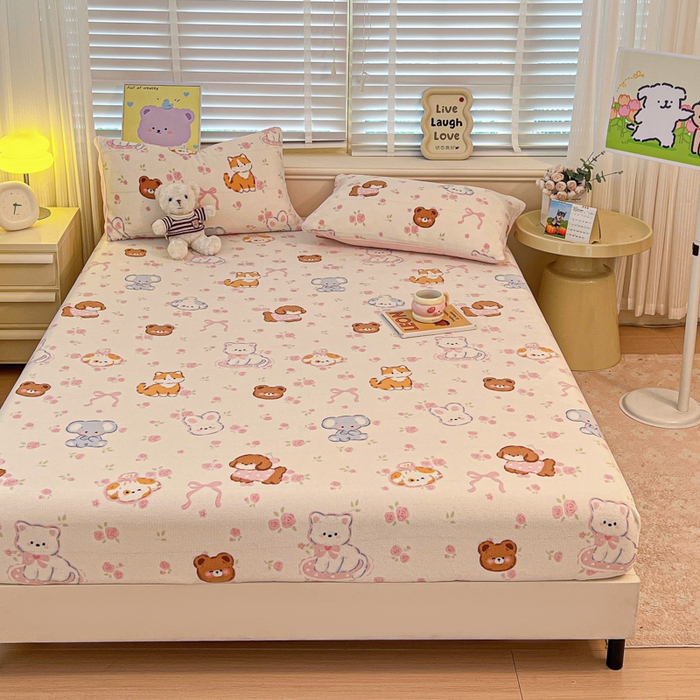 91家纺网 家纺一手货源 找家纺 慕澄家纺 2025新款牛奶绒印花床笠床笠单品 床笠-碎花小汪