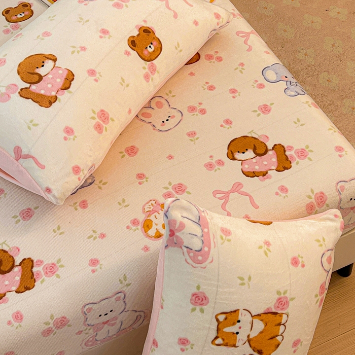 91家纺网 家纺一手货源 找家纺 慕澄家纺 2025新款牛奶绒印花床笠床笠单品 床笠-碎花小汪