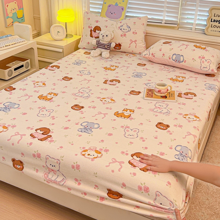 91家纺网 家纺一手货源 找家纺 慕澄家纺 2025新款牛奶绒印花床笠床笠单品 床笠-碎花小汪