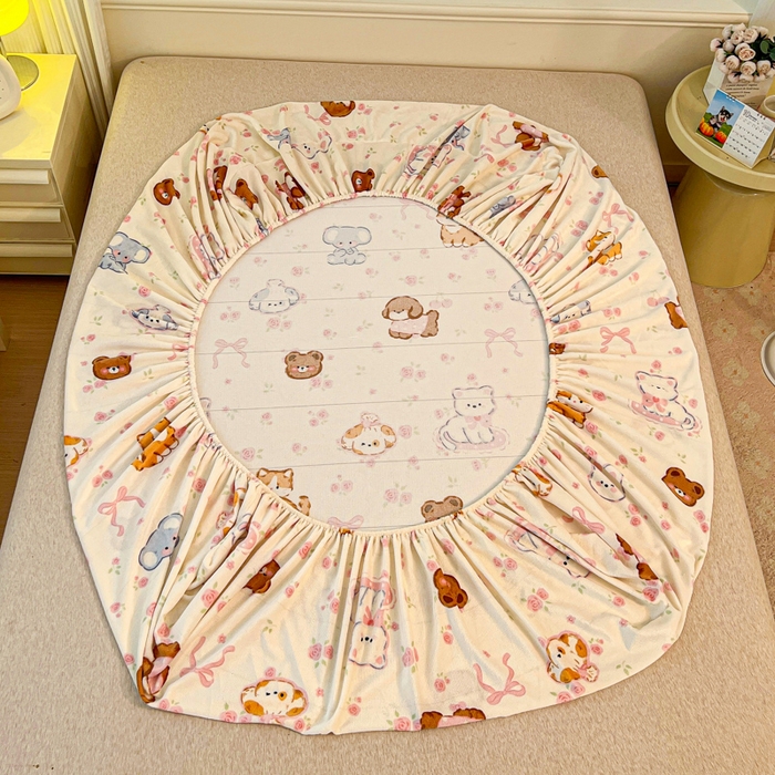 91家纺网 家纺一手货源 找家纺 慕澄家纺 2025新款牛奶绒印花床笠床笠单品 床笠-碎花小汪