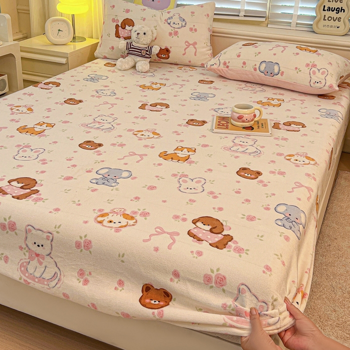 91家纺网 家纺一手货源 找家纺 慕澄家纺 2025新款牛奶绒印花床笠床笠单品 床笠-碎花小汪