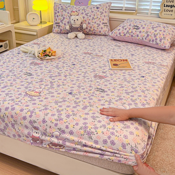 91家纺网 家纺一手货源 找家纺 慕澄家纺 2025新款牛奶绒印花床笠床笠单品 床笠-碎碎紫兔