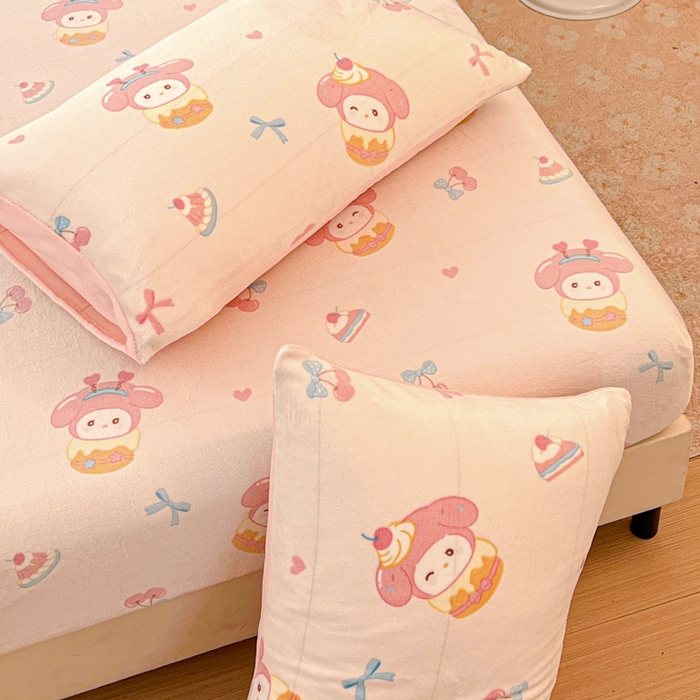 91家纺网 家纺一手货源 找家纺 慕澄家纺 2025新款牛奶绒印花床笠床笠单品 床笠-甜品美乐蒂