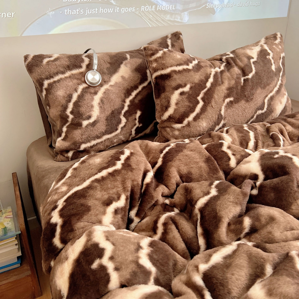 91家纺网 家纺一手货源 找家纺 （总）顾里家纺 2025新款美拉德兔毛四件套