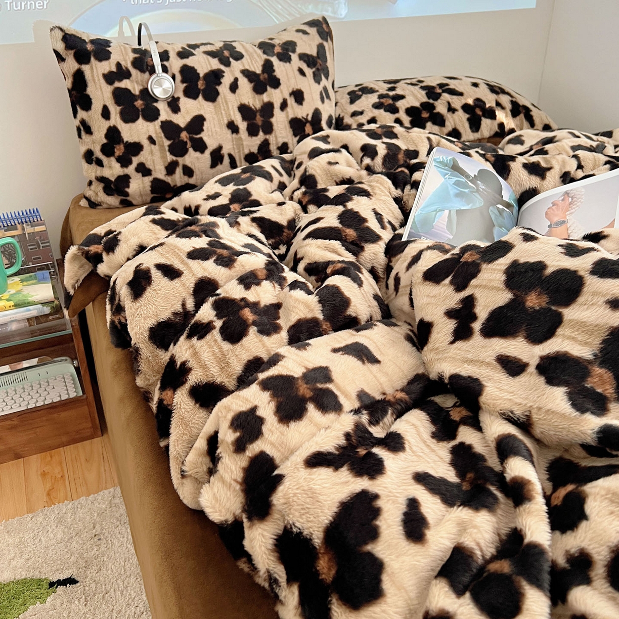 91家纺网 家纺一手货源 找家纺 顾里家纺 2025新款美拉德兔毛四件套 豹纹咖