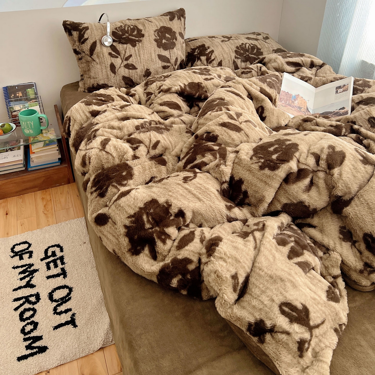 91家纺网 家纺一手货源 找家纺 顾里家纺 2025新款美拉德兔毛四件套 花语