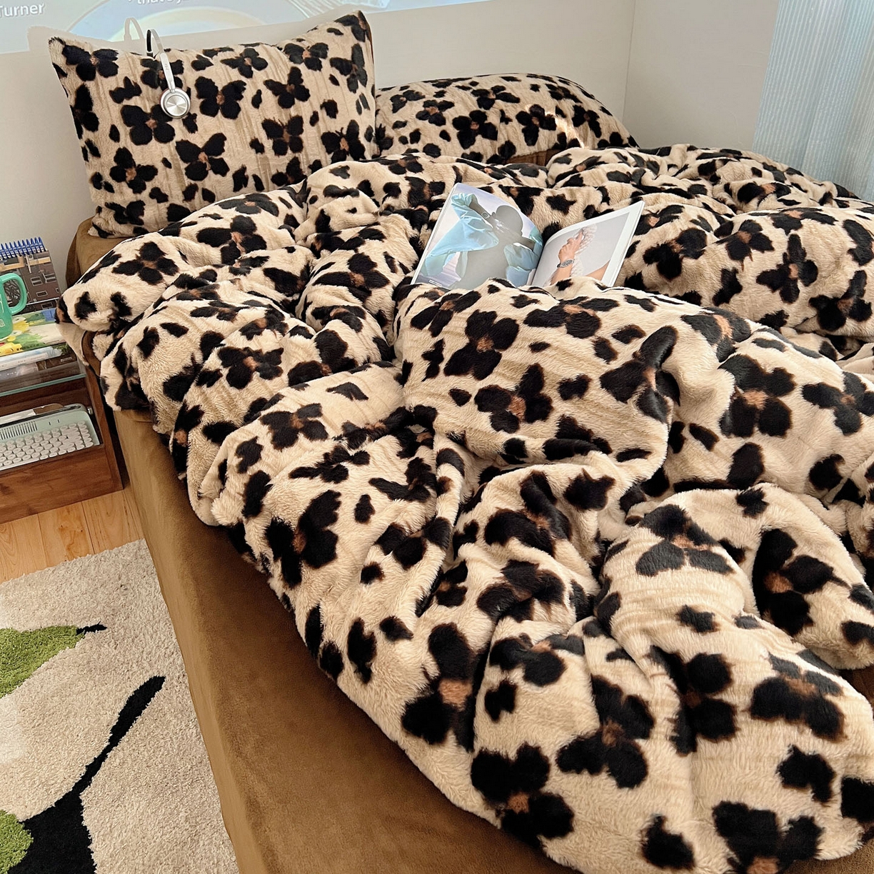 91家纺网 家纺一手货源 找家纺 顾里家纺 2025新款美拉德兔毛四件套 豹纹咖