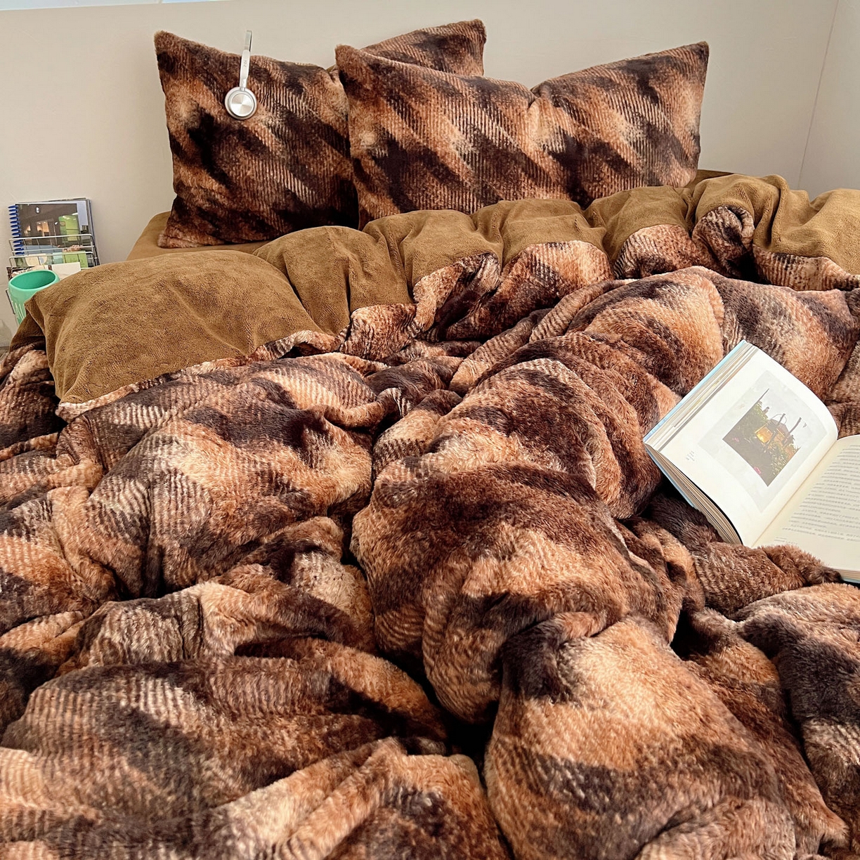 91家纺网 家纺一手货源 找家纺 顾里家纺 2025新款美拉德兔毛四件套 格调