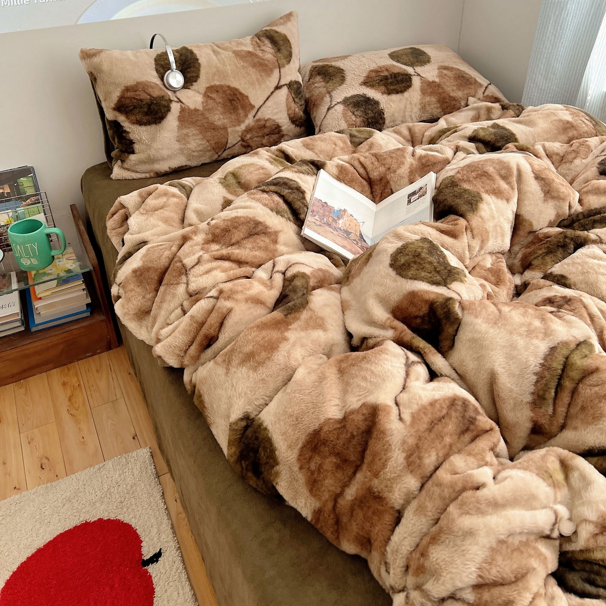 91家纺网 家纺一手货源 找家纺 顾里家纺 2025新款美拉德兔毛四件套 羽叶