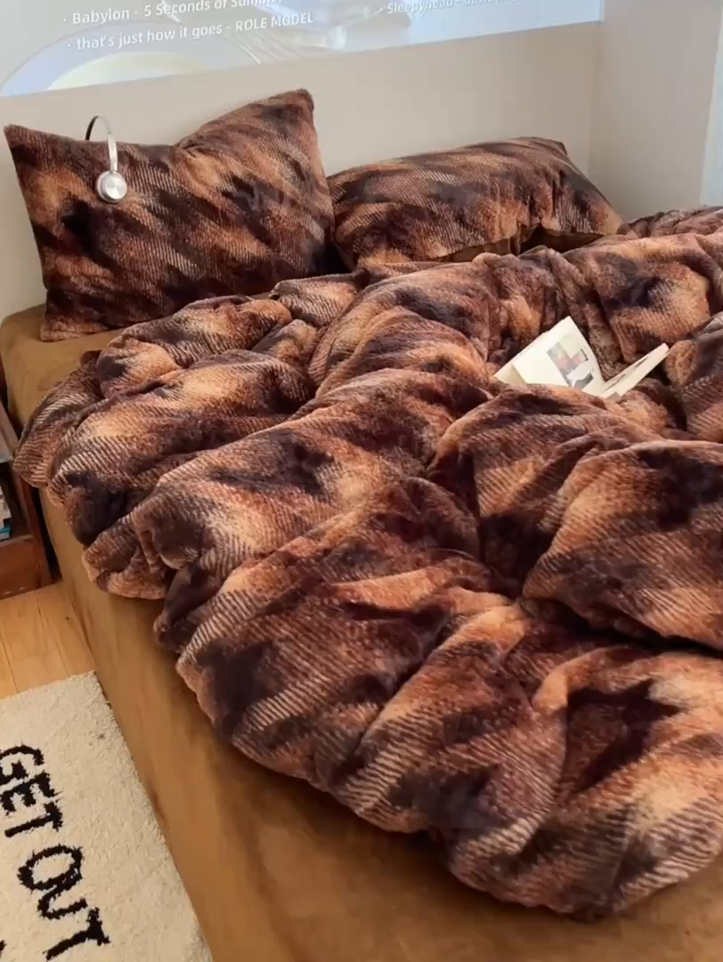 91家纺网 家纺一手货源 找家纺 顾里家纺 2025新款美拉德兔毛四件套 格调