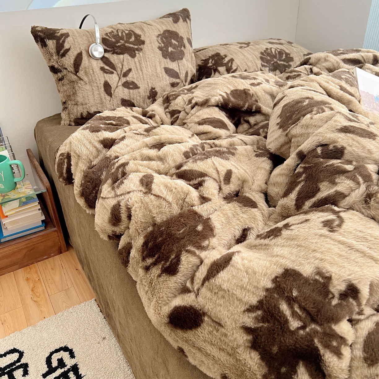 91家纺网 家纺一手货源 找家纺 顾里家纺 2025新款美拉德兔毛四件套 花语