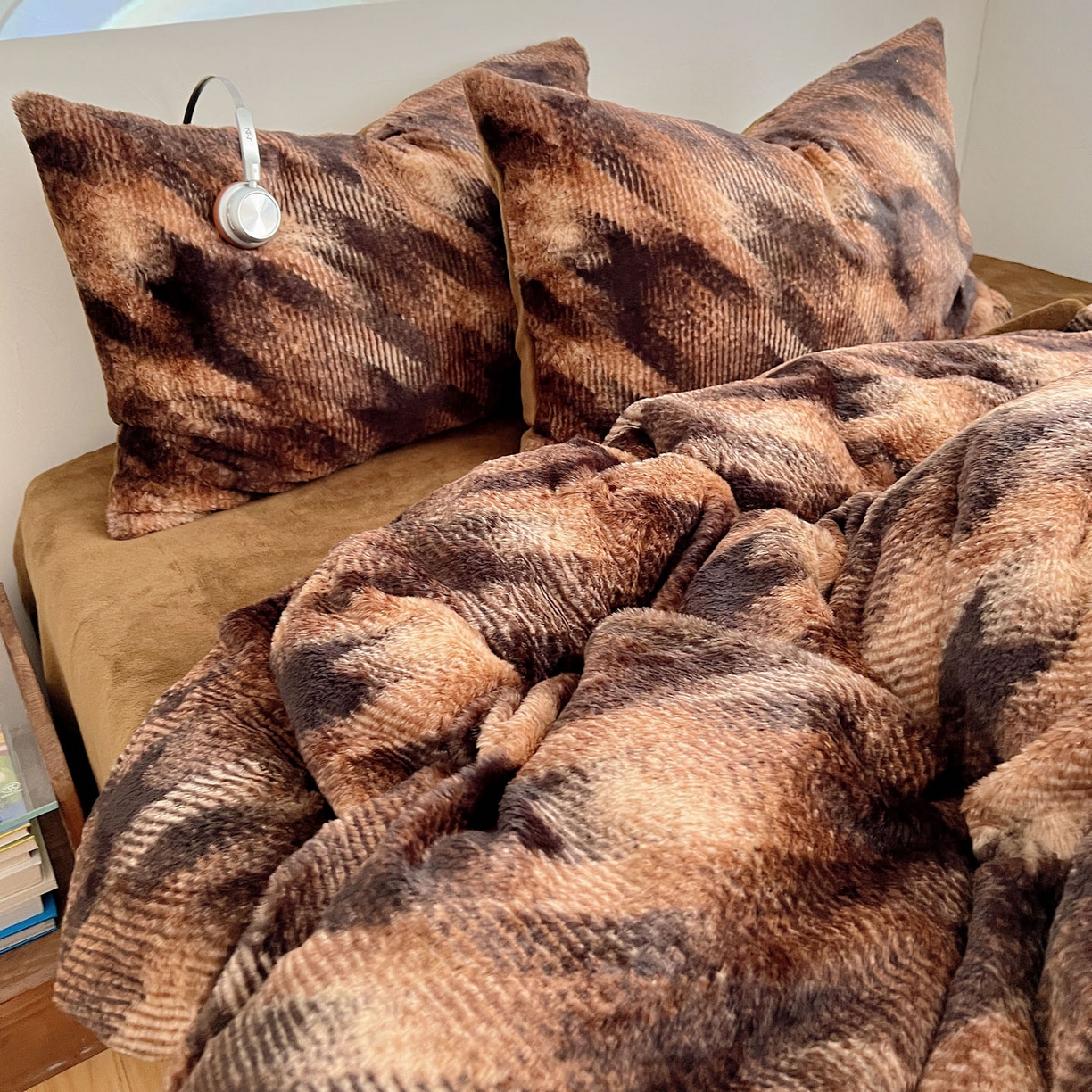 91家纺网 家纺一手货源 找家纺 顾里家纺 2025新款美拉德兔毛四件套 格调