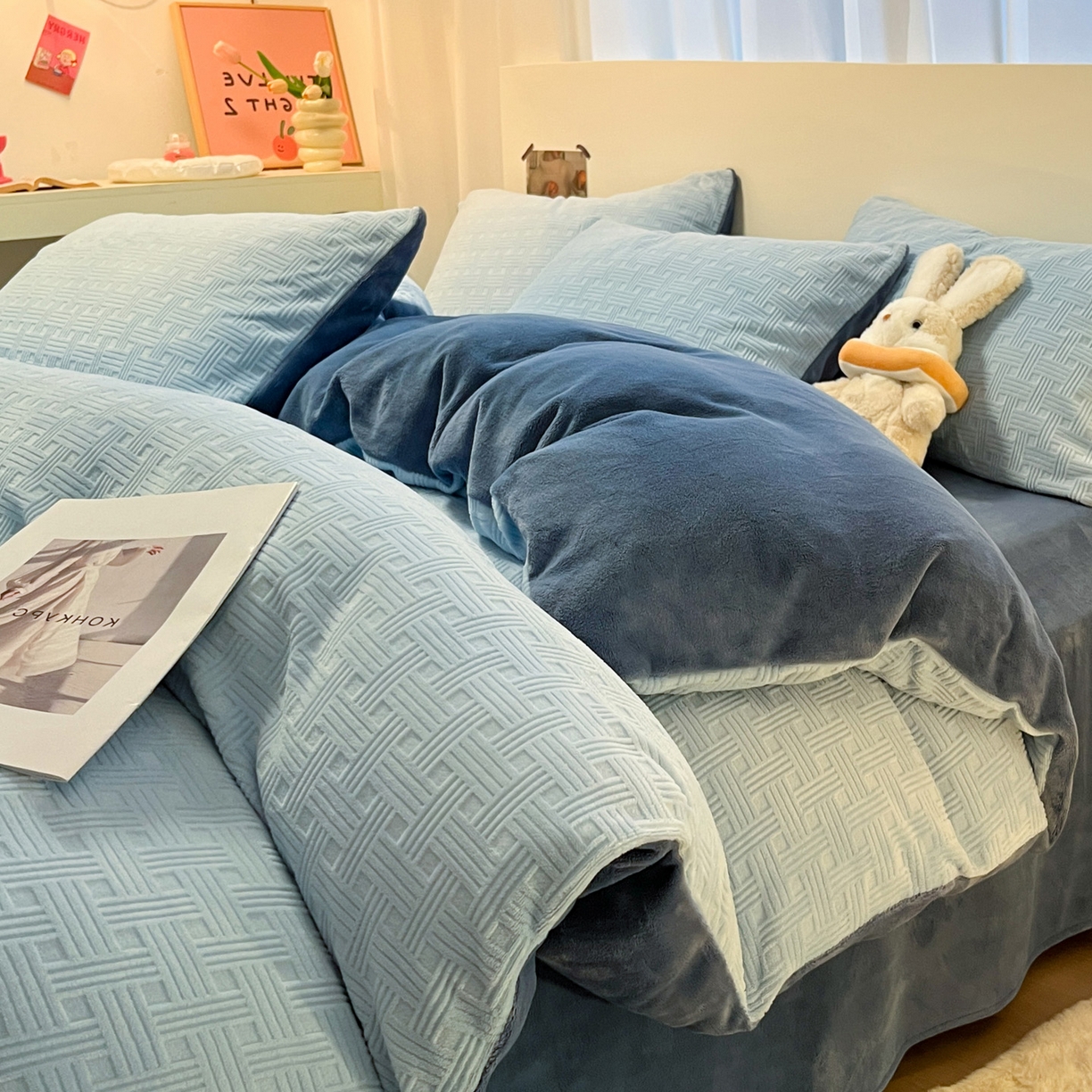 91家纺网 家纺一手货源 找家纺 （总）如一 2025新款3D雕花牛奶绒四件套