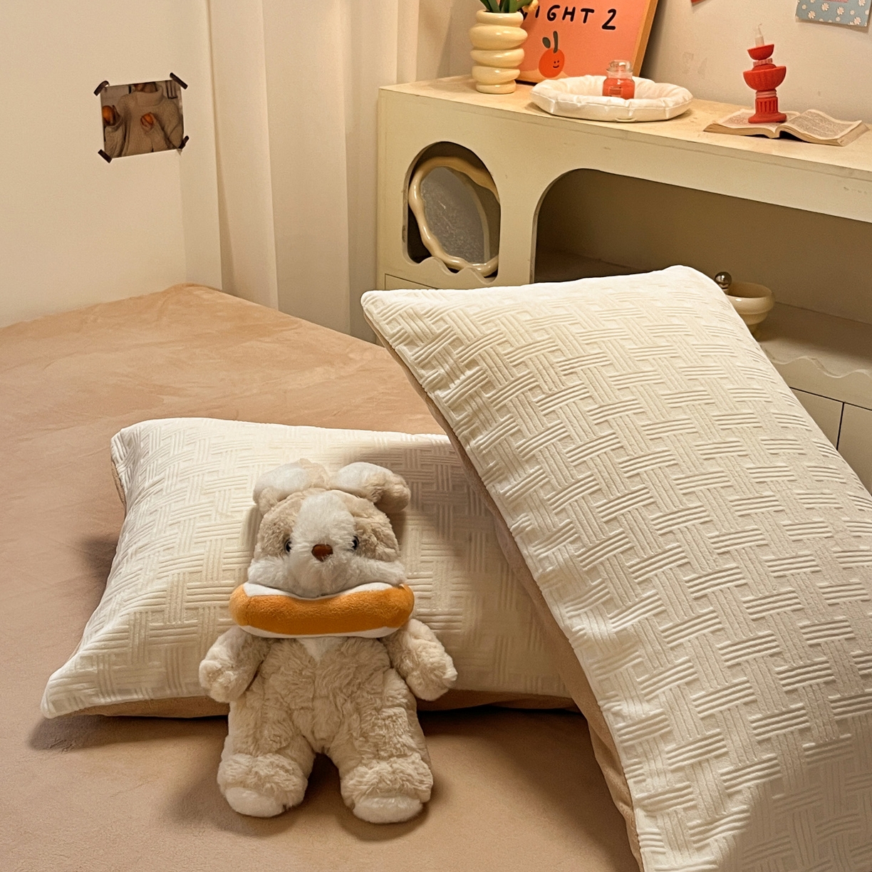 91家纺网 家纺一手货源 找家纺 如一 2025新款3D雕花牛奶绒单被套 编织纹-白咖