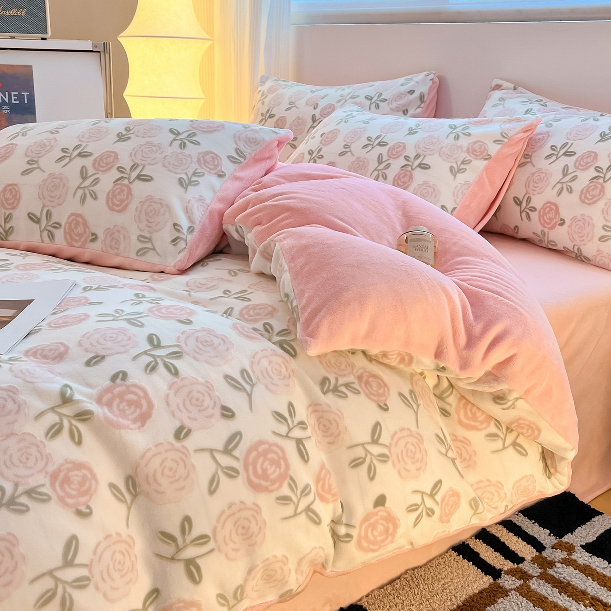 91家纺网 家纺一手货源 找家纺 如一 2025新款3D雕花牛奶绒单被套 繁花-粉