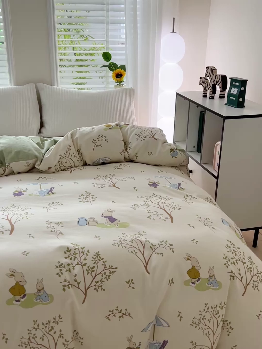 91家纺网 家纺一手货源 找家纺 依庭 2025新款高克重全棉纯棉磨毛印花单被套 彼得兔