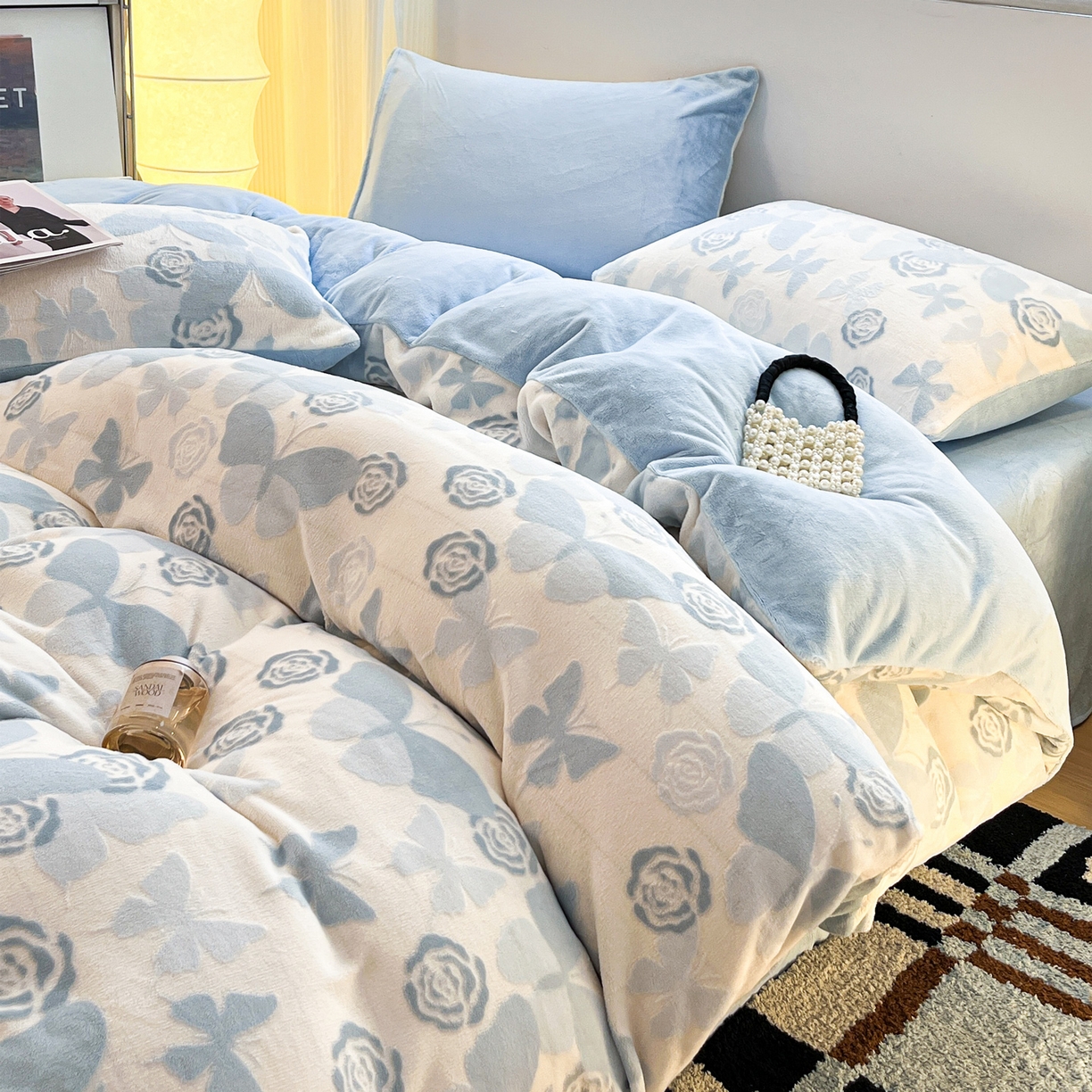 91家纺网 家纺一手货源 找家纺 如一 2025新款3D雕花牛奶绒单被套 蝴蝶-天蓝