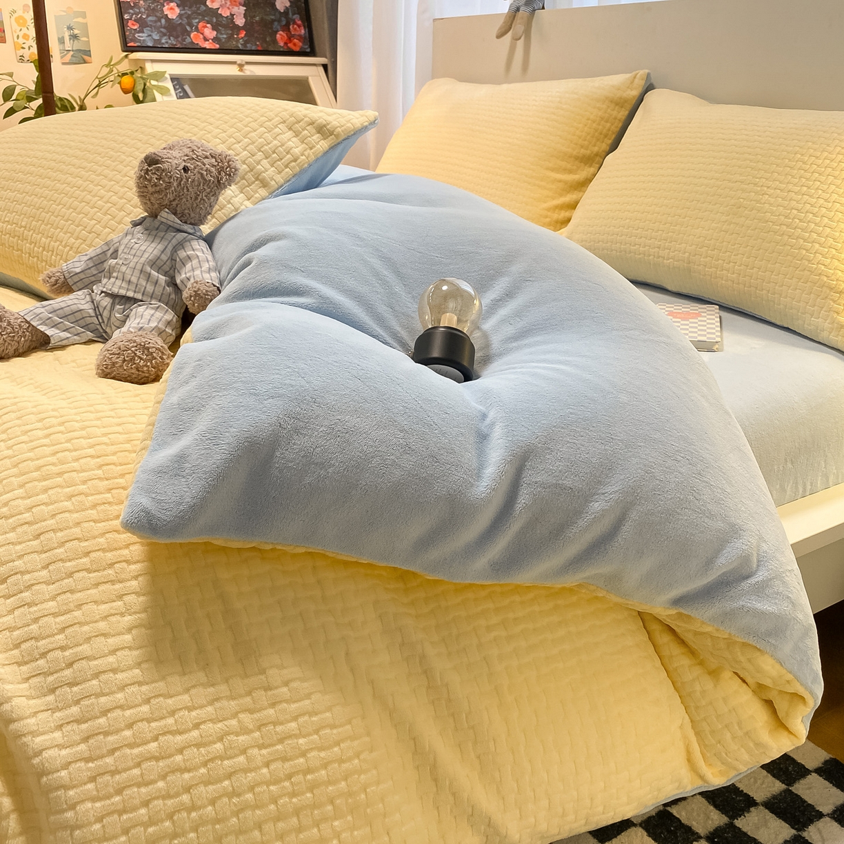 91家纺网 家纺一手货源 找家纺 如一 2025新款3D雕花牛奶绒单被套 华夫格黄