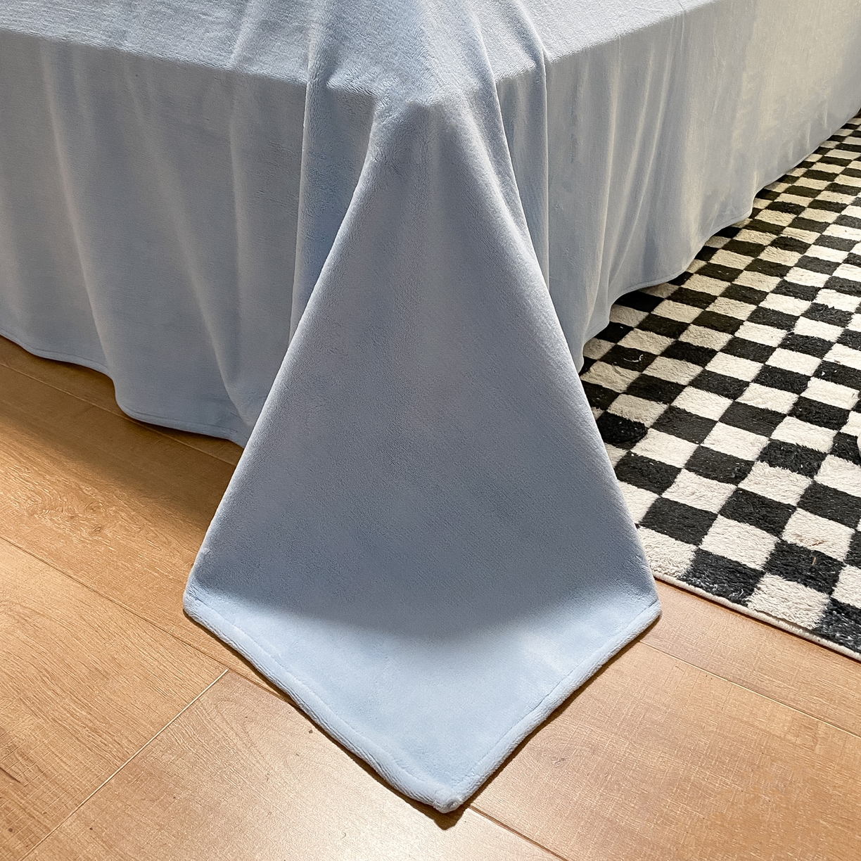 91家纺网 家纺一手货源 找家纺 如一 2025新款3D雕花牛奶绒单被套 华夫格黄