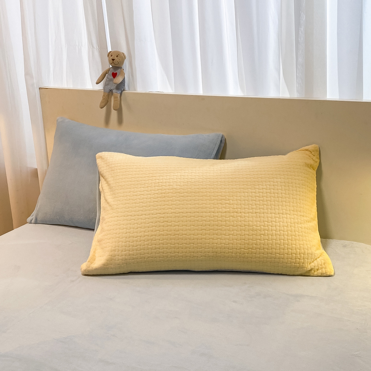 91家纺网 家纺一手货源 找家纺 如一 2025新款3D雕花牛奶绒单被套 华夫格黄