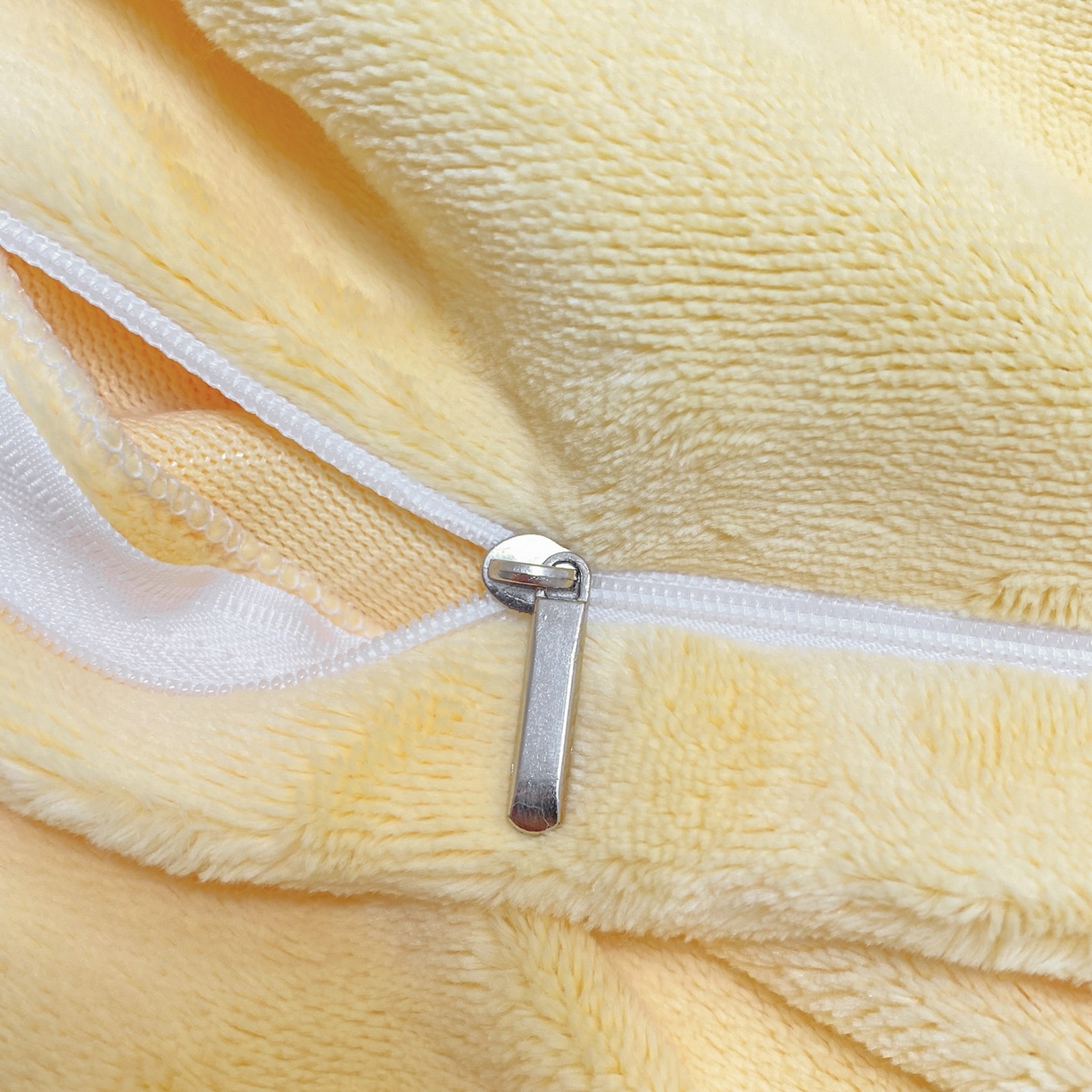 91家纺网 家纺一手货源 找家纺 如一 2025新款3D雕花牛奶绒单被套 花漾-黄