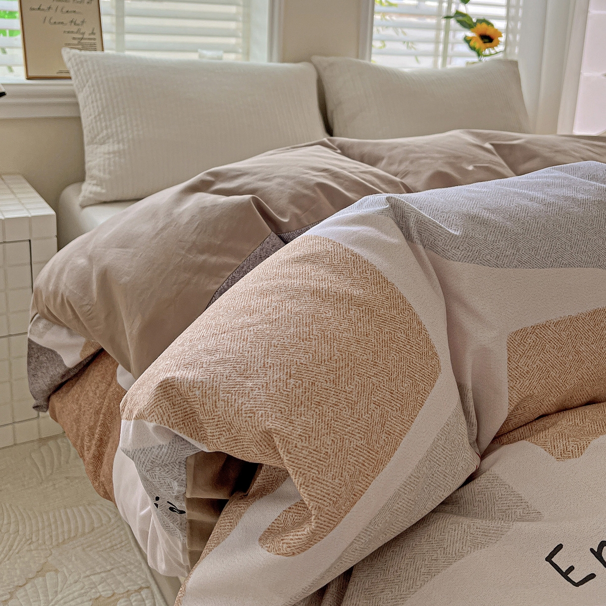 91家纺网 家纺一手货源 找家纺 依庭 2025新款高克重全棉纯棉磨毛印花单被套 红冠象