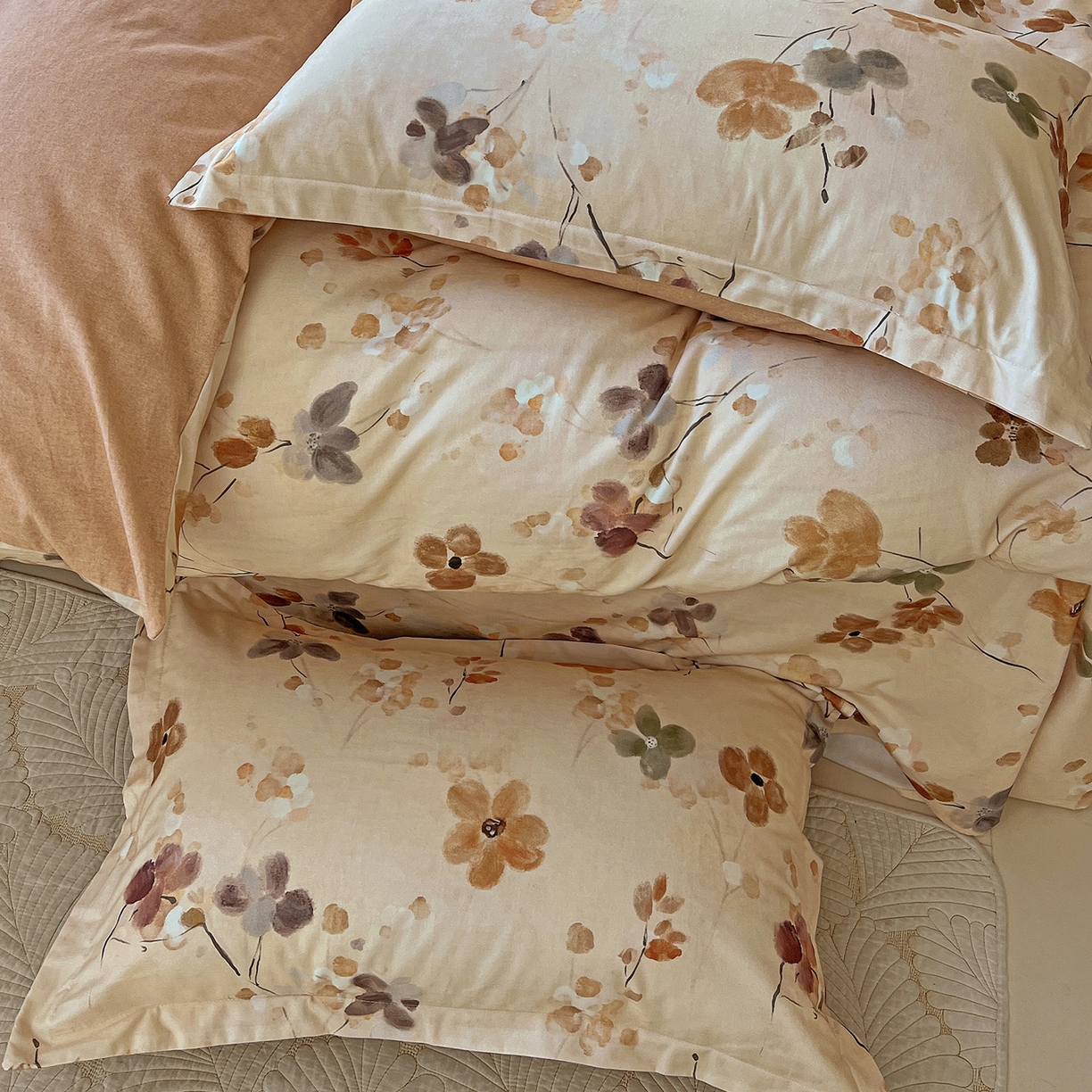 91家纺网 家纺一手货源 找家纺 依庭 2025新款高克重全棉纯棉磨毛印花单被套 惊鸿-桔