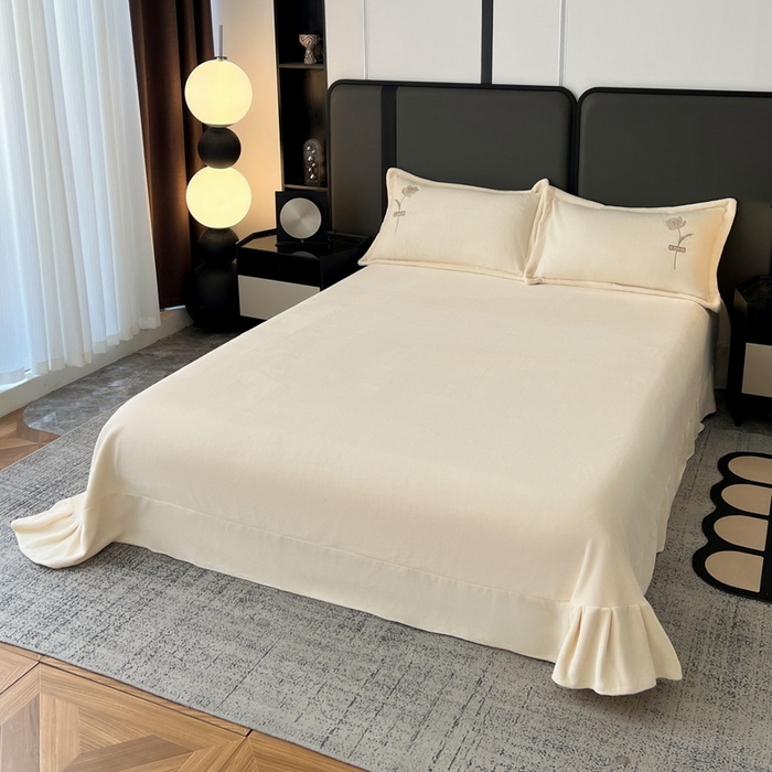 91家纺网 家纺一手货源 找家纺 梦莱斯 2025新款230克全消光刺绣牛奶绒配精美无纺布包装套件-玛奇朵玛奇朵-米白