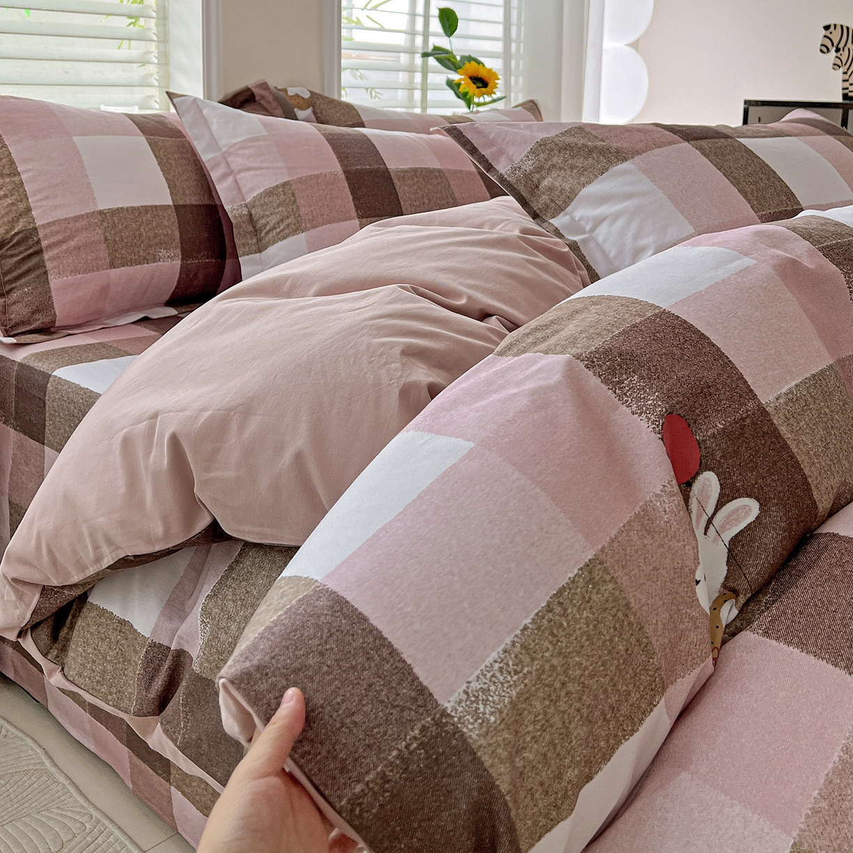 91家纺网 家纺一手货源 找家纺 依庭 2025新款高克重全棉纯棉磨毛印花单被套 可爱兔