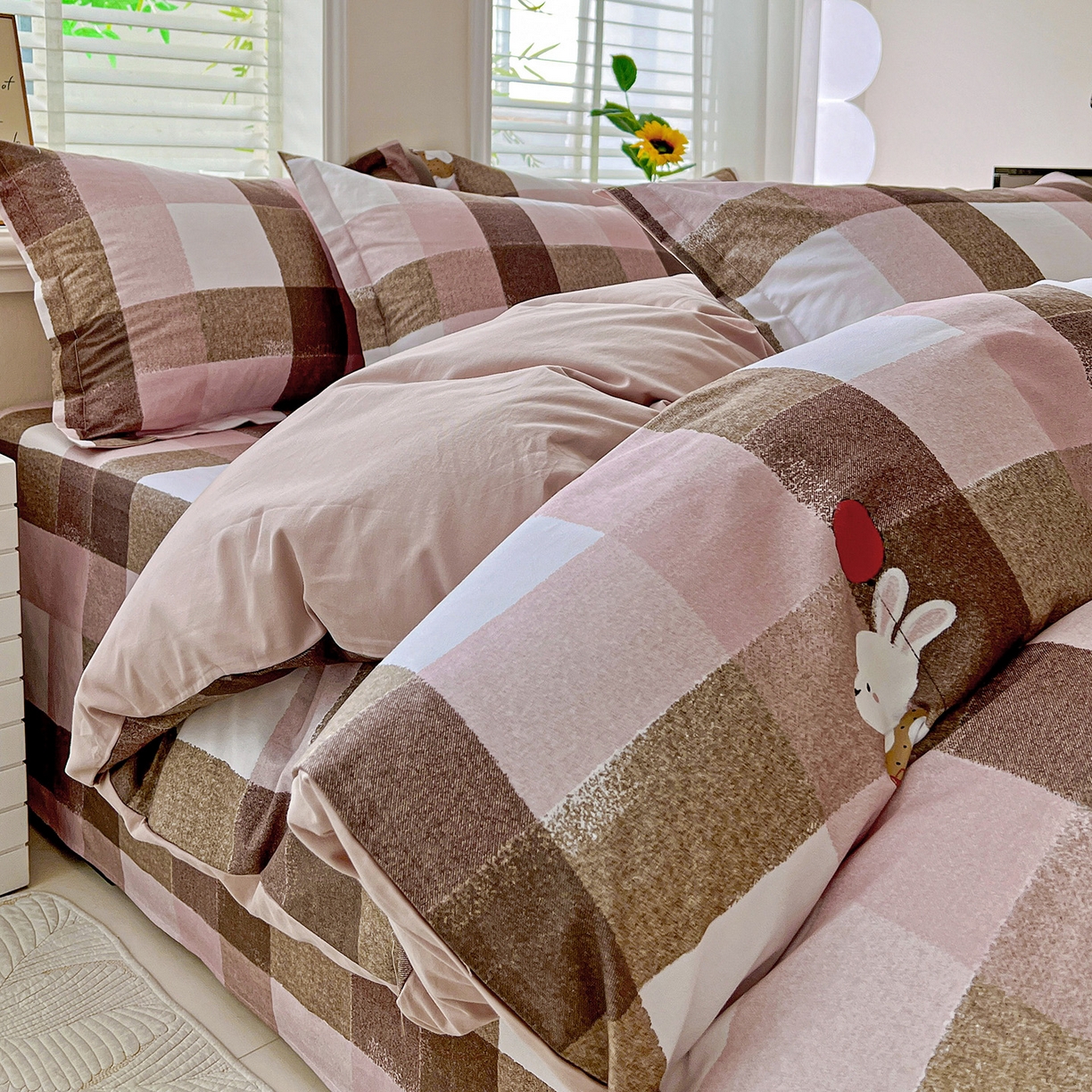 91家纺网 家纺一手货源 找家纺 依庭 2025新款高克重全棉纯棉磨毛印花单被套 可爱兔