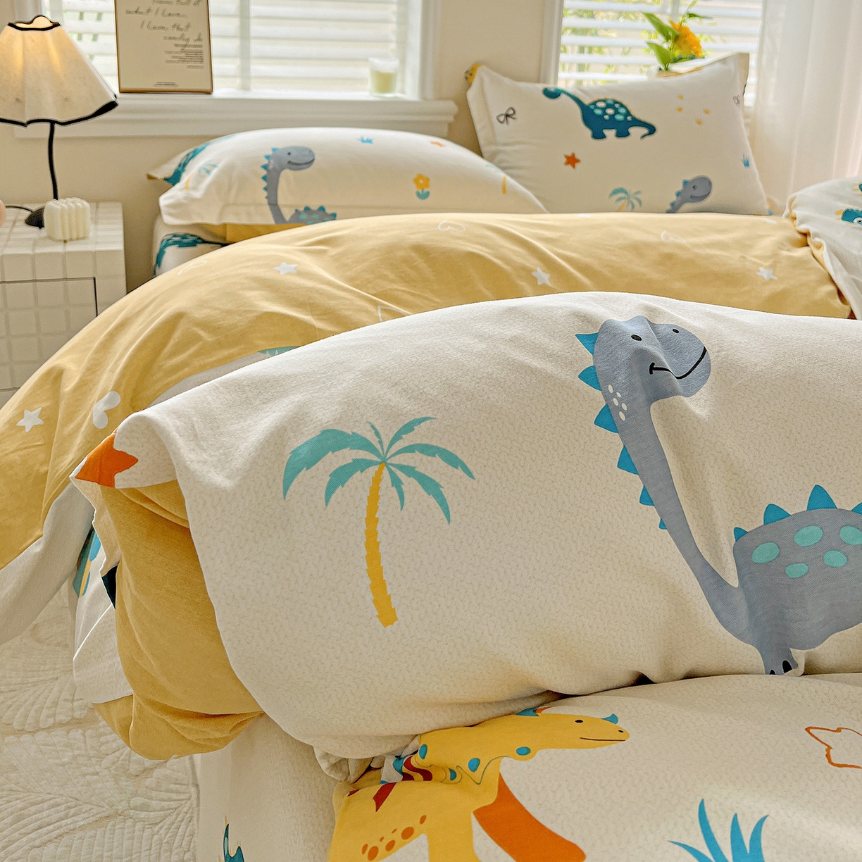 91家纺网 家纺一手货源 找家纺 依庭 2025新款高克重全棉纯棉磨毛印花单被套 恐龙告白