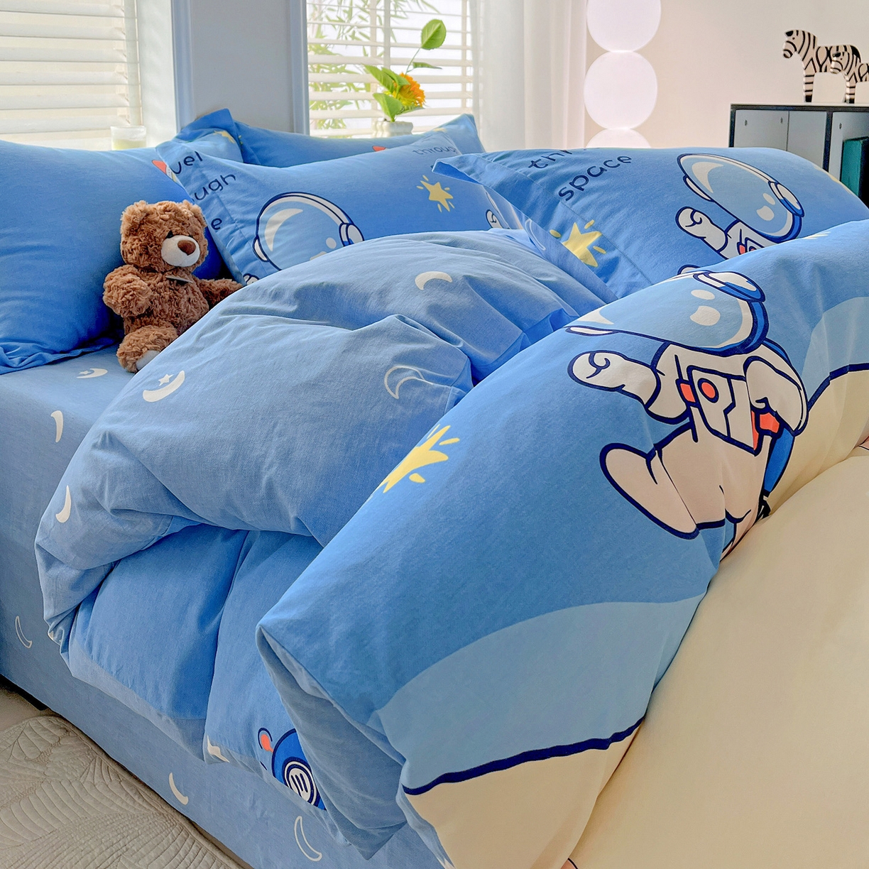 91家纺网 家纺一手货源 找家纺 依庭 2025新款高克重全棉纯棉磨毛印花单被套 快乐星球