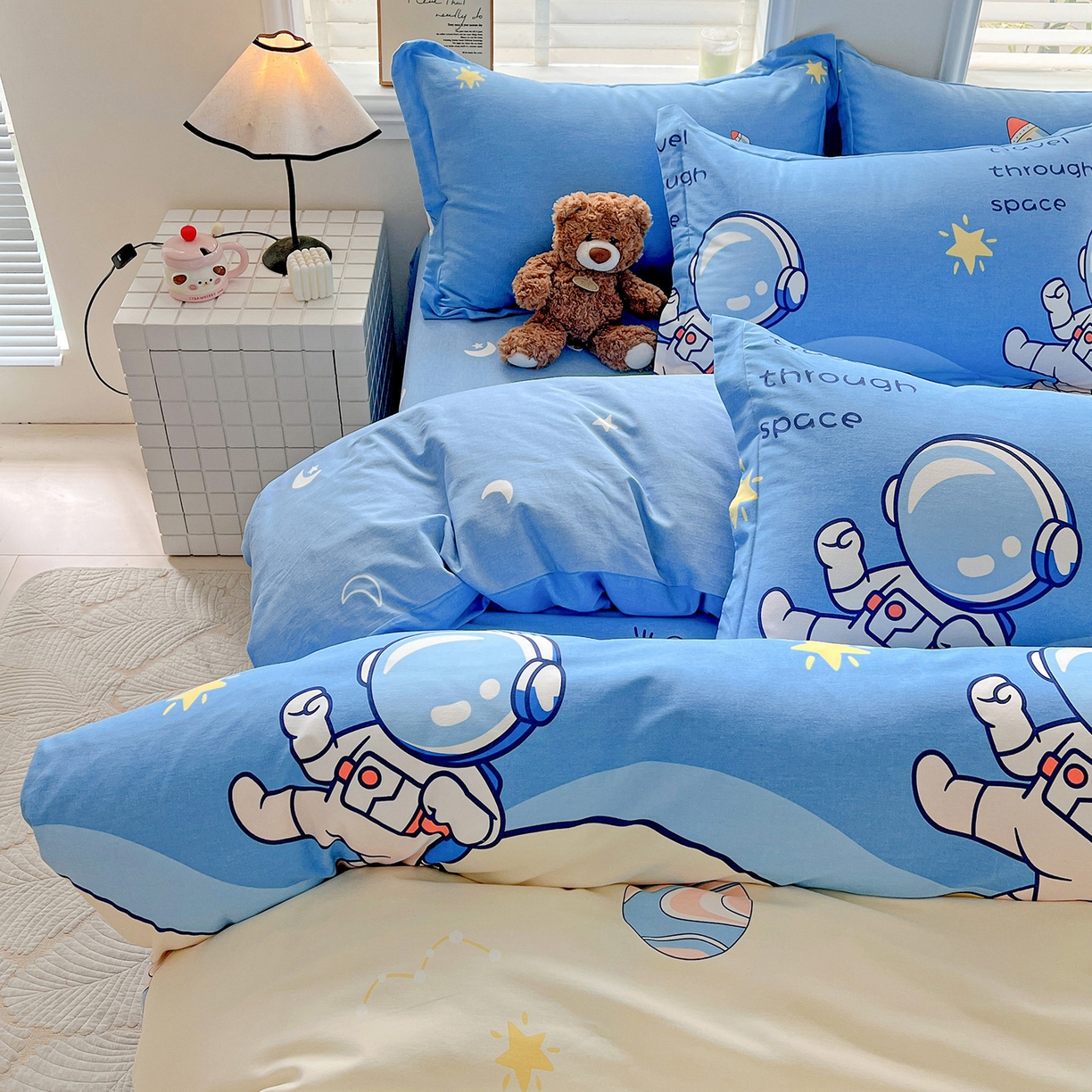 91家纺网 家纺一手货源 找家纺 依庭 2025新款高克重全棉纯棉磨毛印花单被套 快乐星球