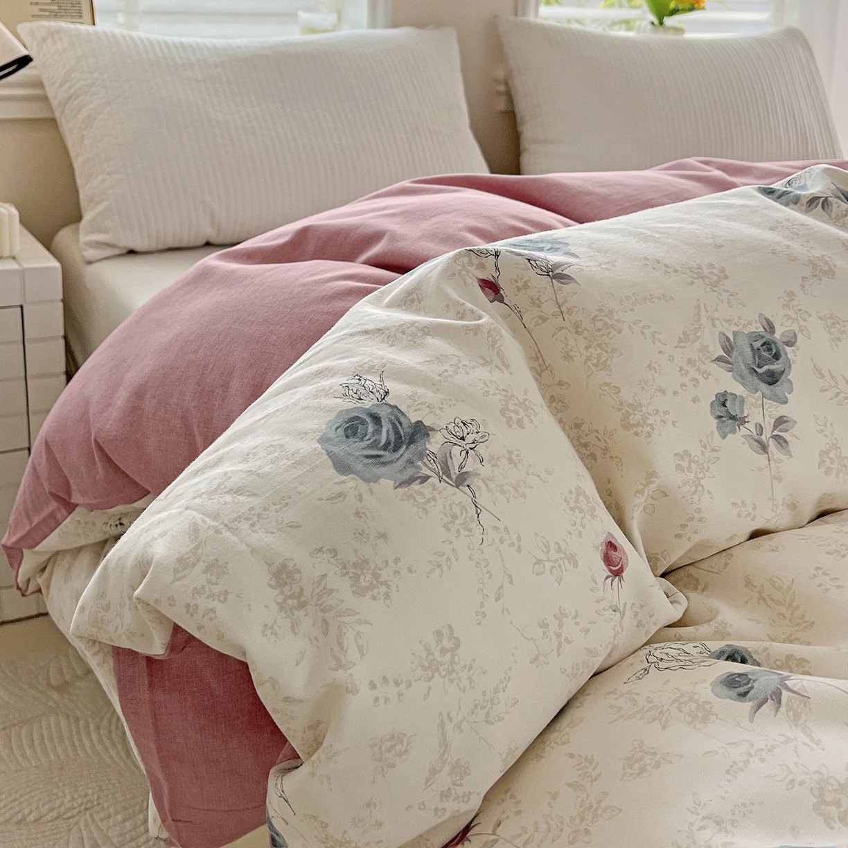 91家纺网 家纺一手货源 找家纺 依庭 2025新款高克重全棉纯棉磨毛印花单被套 玫瑰花语