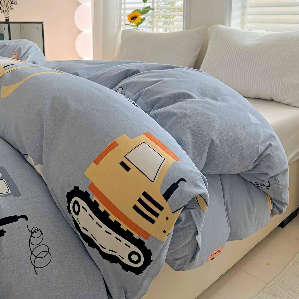 91家纺网 家纺一手货源 找家纺 依庭 2025新款高克重全棉纯棉磨毛印花单被套 萌车派对