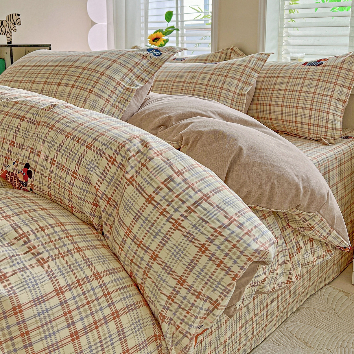 91家纺网 家纺一手货源 找家纺 依庭 2025新款高克重全棉纯棉磨毛印花单被套 奶油小狗