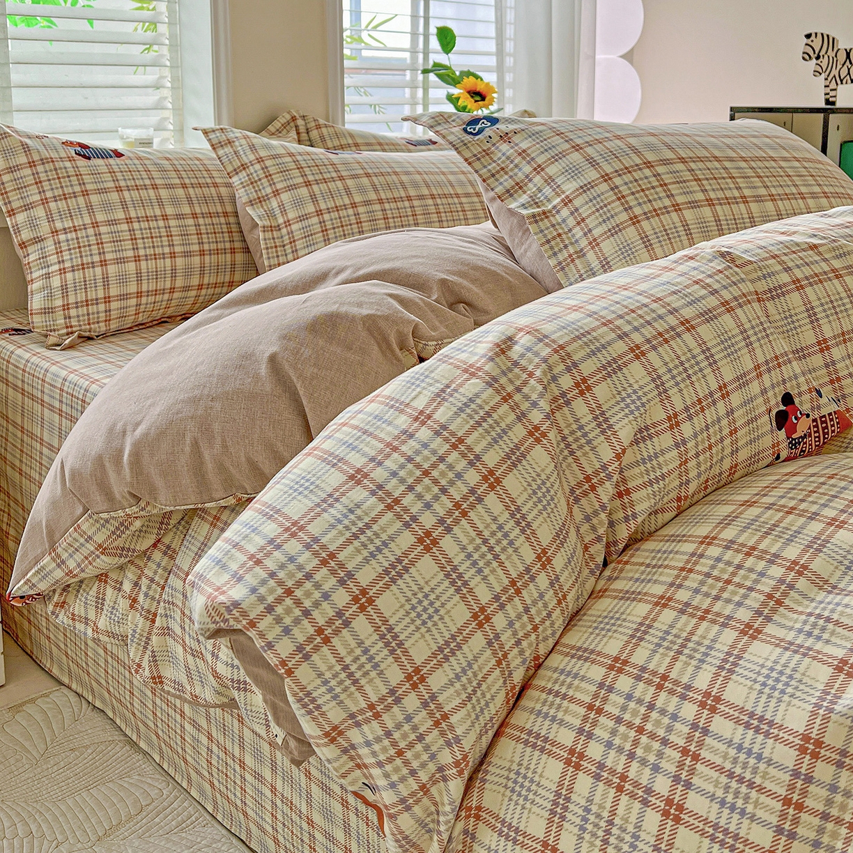 91家纺网 家纺一手货源 找家纺 依庭 2025新款高克重全棉纯棉磨毛印花单被套 奶油小狗