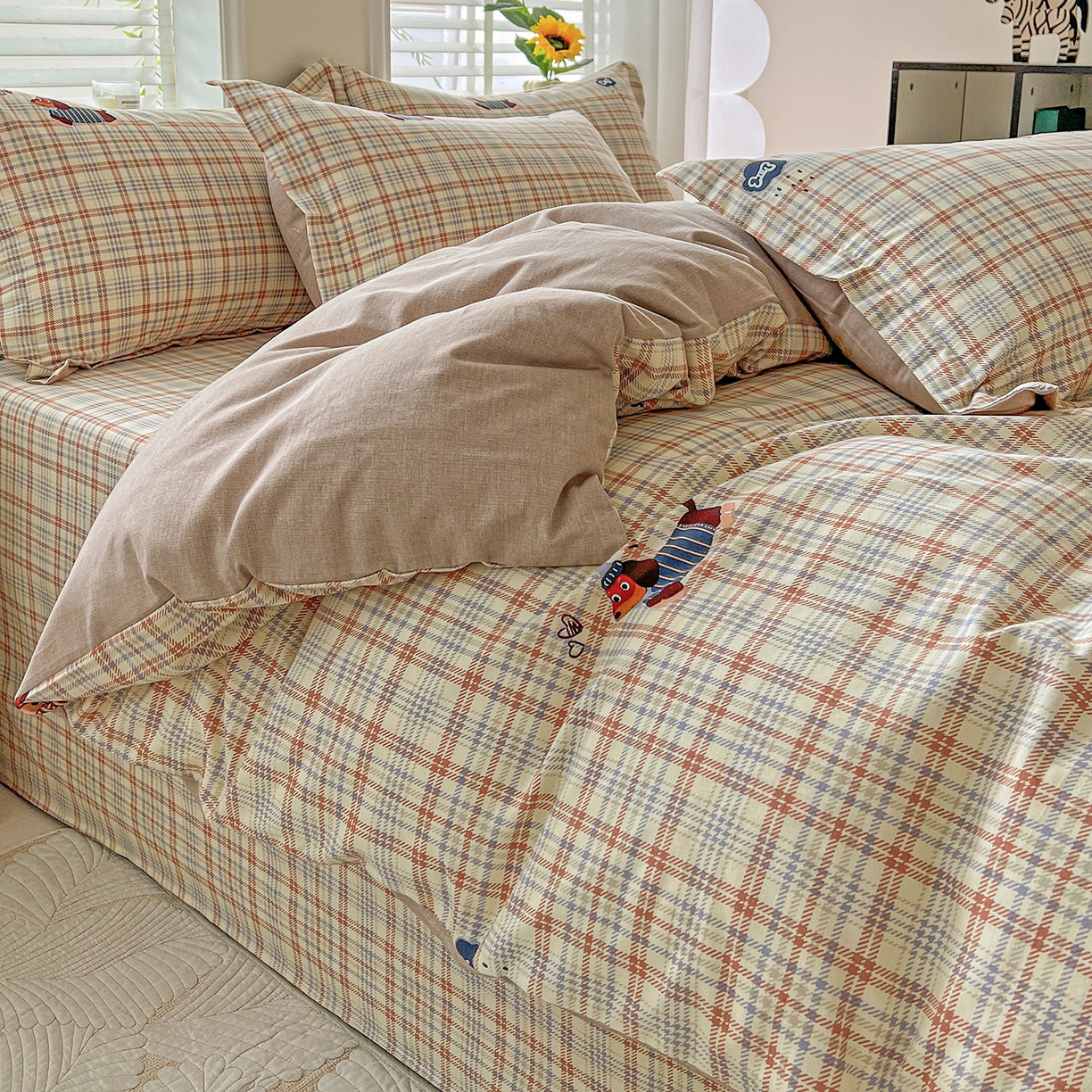 91家纺网 家纺一手货源 找家纺 依庭 2025新款高克重全棉纯棉磨毛印花单被套 奶油小狗