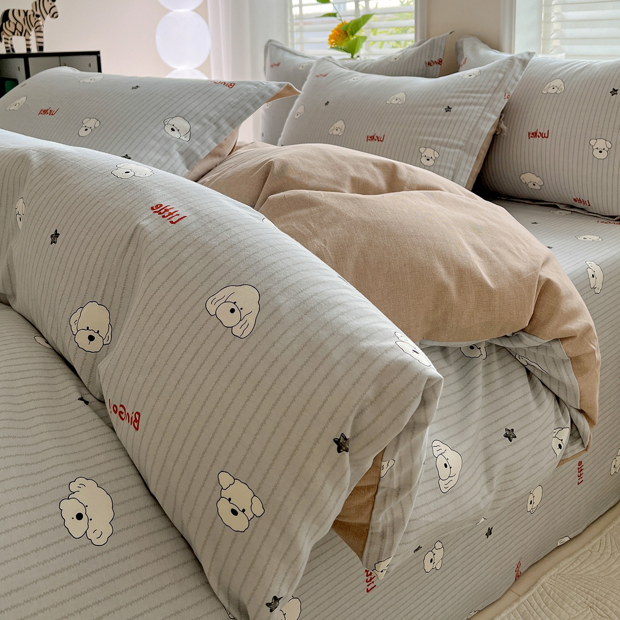 91家纺网 家纺一手货源 找家纺 依庭 2025新款高克重全棉纯棉磨毛印花单被套 皮皮狗