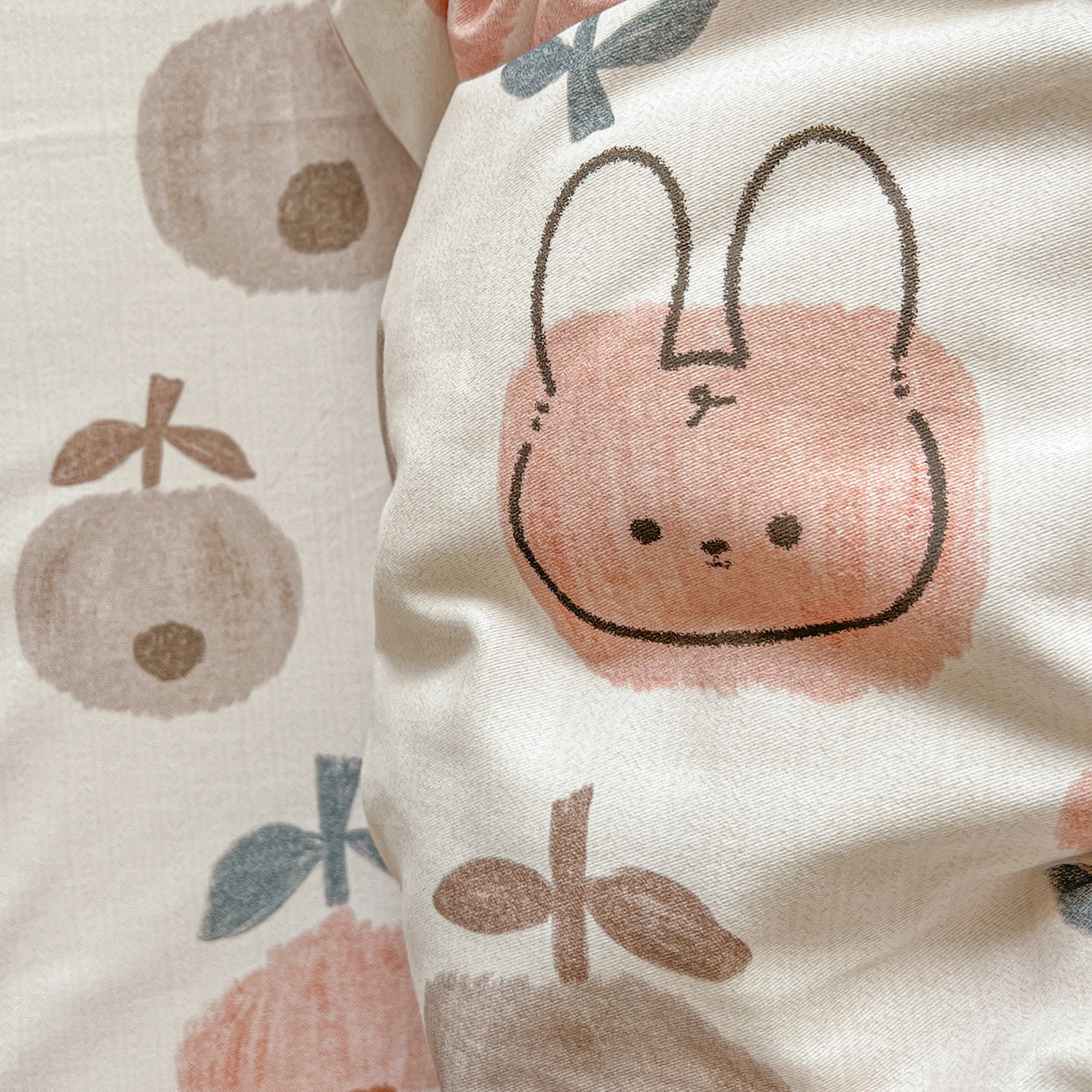 91家纺网 家纺一手货源 找家纺 依庭 2025新款高克重全棉纯棉磨毛印花单被套 山樱