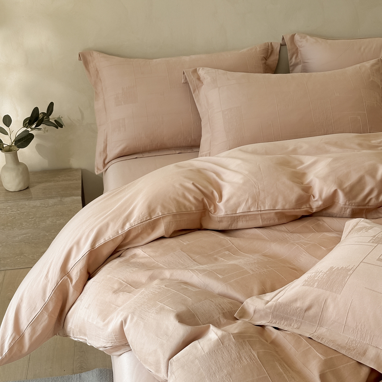 91家纺网 家纺一手货源 找家纺 禾时 2025新款轻奢高支浮雕立体提花床盖款四件套 空白格（爱马橙）