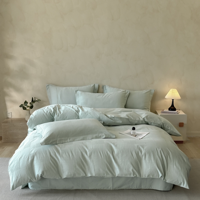 91家纺网 家纺一手货源 找家纺 禾时 2025新款轻奢高支浮雕立体提花床盖款四件套 空白格（梵星蓝）