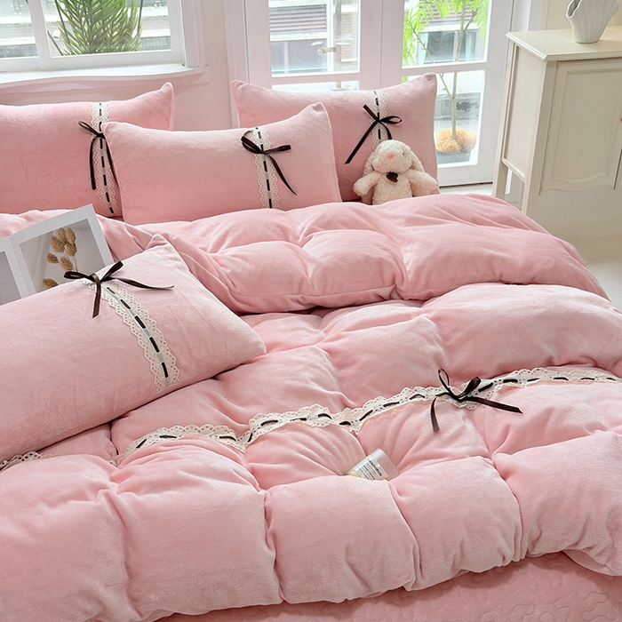 91家纺网 家纺一手货源 找家纺 韩秀家纺 2025新款牛奶绒床盖四件套 粉