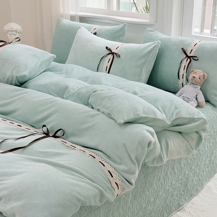 91家纺网 家纺一手货源 找家纺 韩秀家纺 2025新款牛奶绒床盖四件套 绿